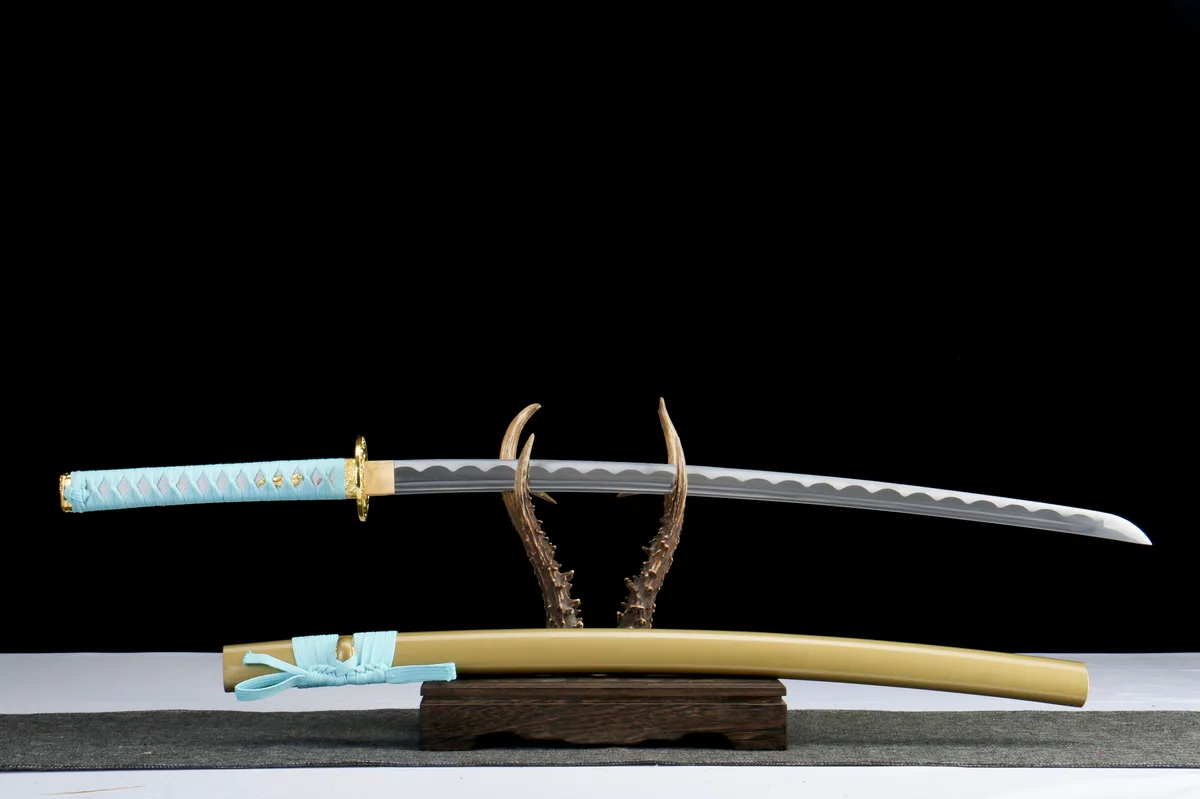 Flüssiges Gold - Handgeschmiedetes Katana aus 1045 Kohlenstoffstahl - Image 5
