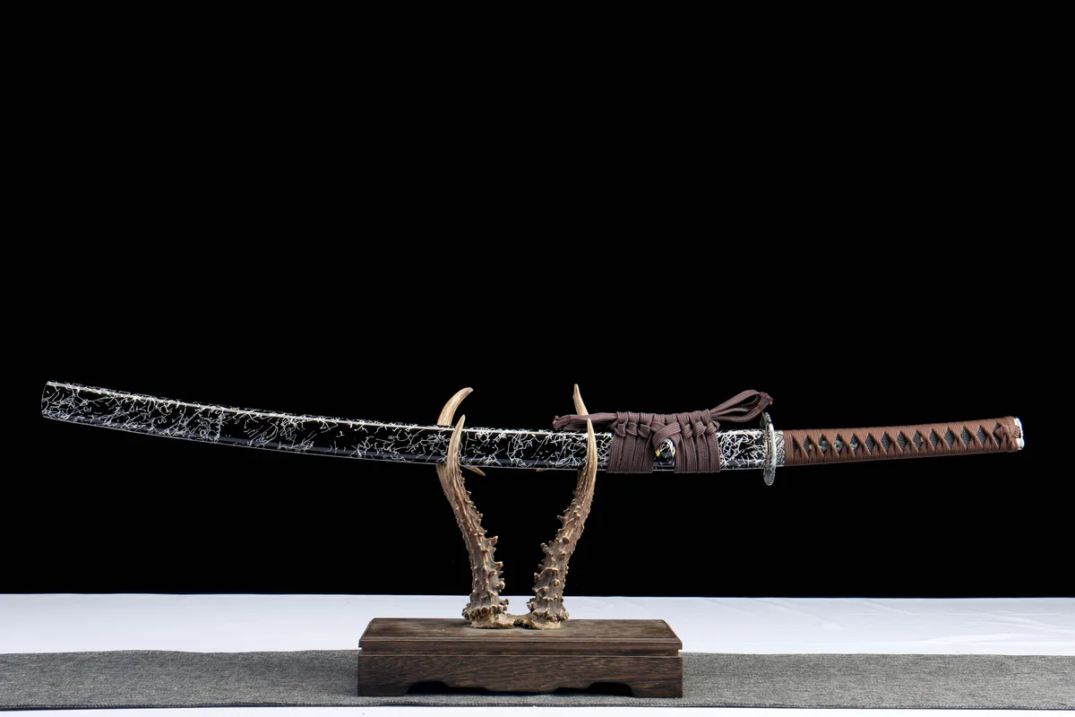 Untergang der Stadt - Handgeschmiedetes Katana aus 1045 Kohlenstoffstahl - Image 2