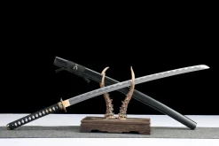 Alternative view of Böses Bannen - Handgeschmiedetes Katana aus 1045 Kohlenstoffstahl