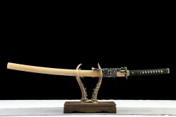 Dunkler Stern - Handgeschmiedetes Katana aus 1065 Kohlenstoffstahl