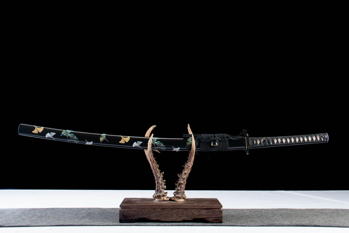 Ginkgos letztes Licht - Handgeschmiedetes Katana aus 1065 Kohlenstoffstahl