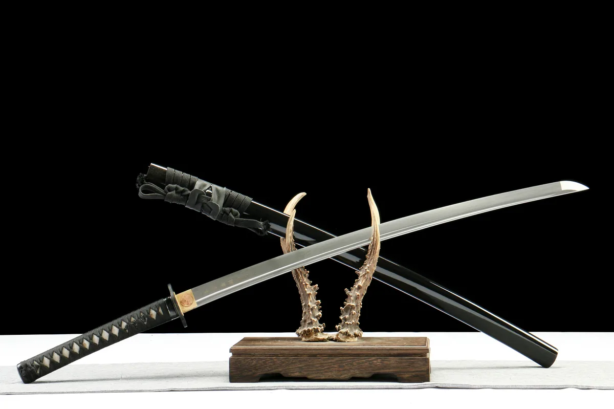 Glut der Asche - Handgeschmiedetes Katana aus 1065 Kohlenstoffstahl - Image 7