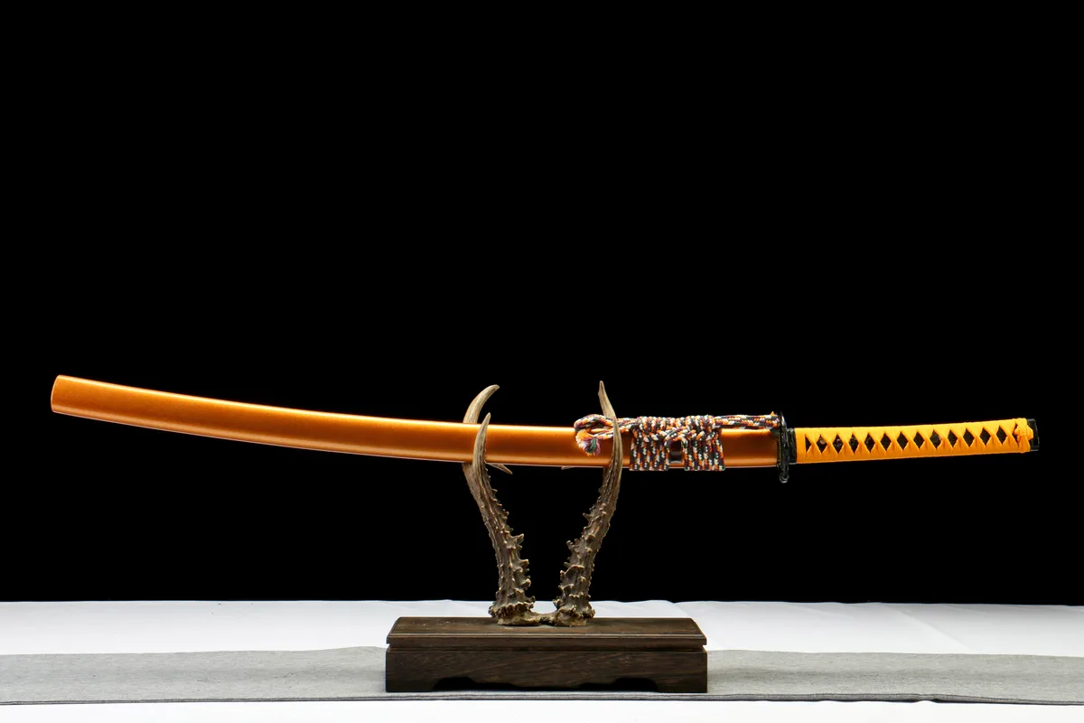 Reines Gold - Handgeschmiedetes Katana aus 1065 Kohlenstoffstahl