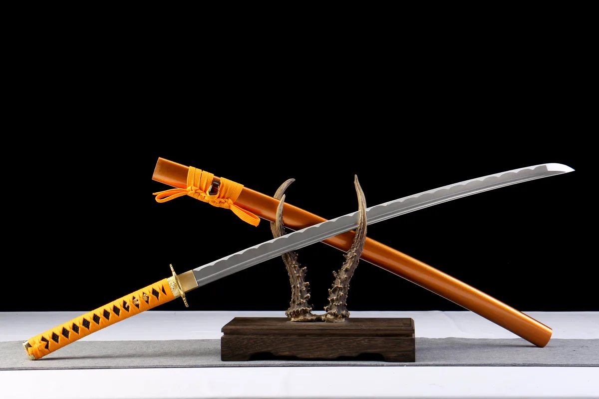 Stählerner Mond - Handgeschmiedetes Katana aus 1065 Kohlenstoffstahl - Image 9
