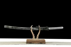 Vergoldetes Inferno - Handgeschmiedetes Katana aus 1065 Kohlenstoffstahl