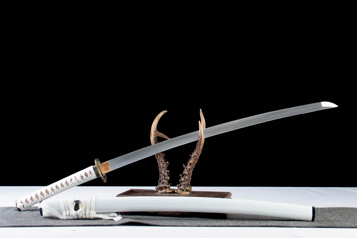 Weißer Reißzahn - Handgeschmiedetes Katana aus 1065 Kohlenstoffstahl - Image 4
