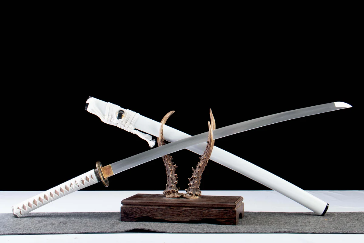 Weißer Reißzahn - Handgeschmiedetes Katana aus 1065 Kohlenstoffstahl - Image 5