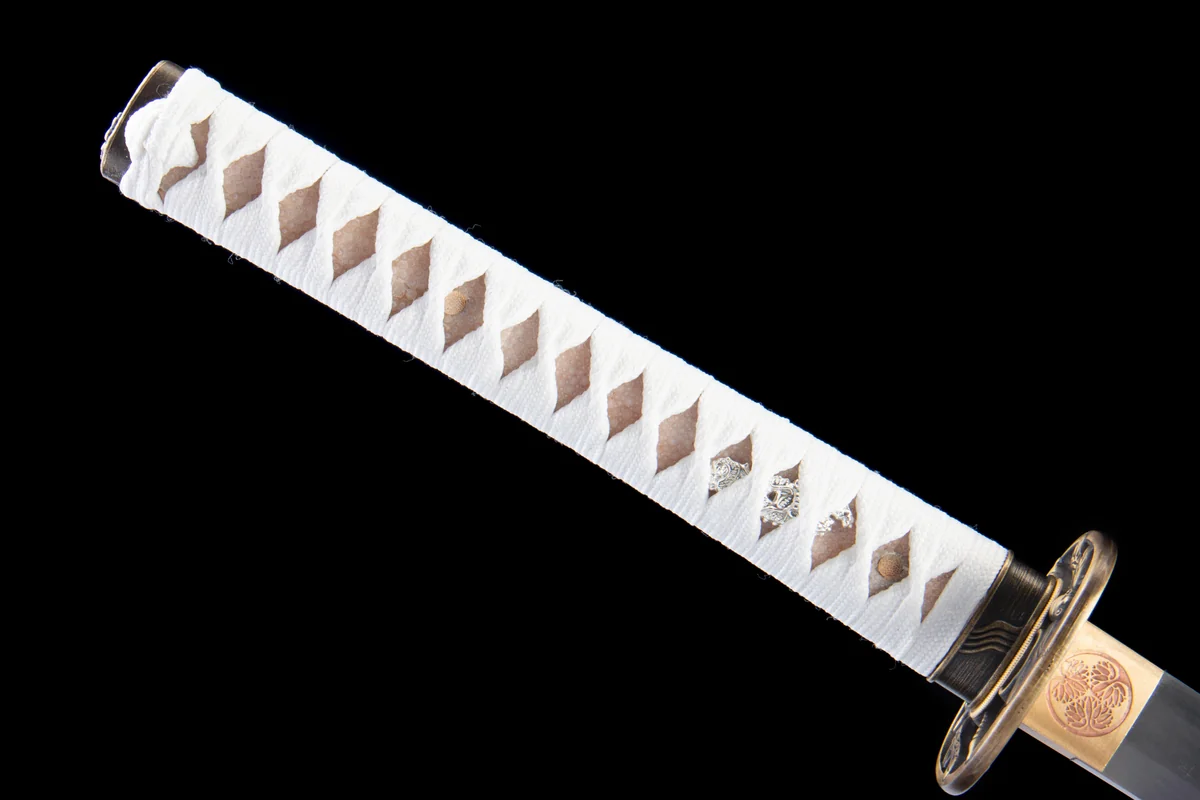 Weißer Reißzahn - Handgeschmiedetes Katana aus 1065 Kohlenstoffstahl - Image 9