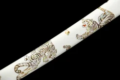 Alternative view of Weißer Tiger (啸) - Handgeschmiedetes Katana aus 1065 Kohlenstoffstahl