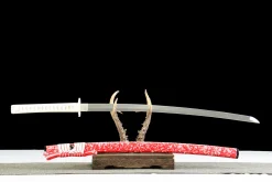 Alternative view of Zürnende Flamme - Handgeschmiedetes Katana aus 1065 Kohlenstoffstahl
