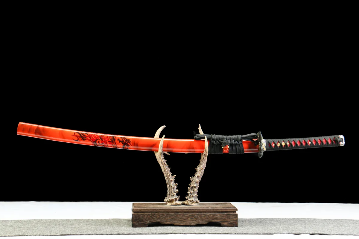 Urchaos - Handgeschmiedetes Katana aus 1095 Hochkohlenstoffstahl