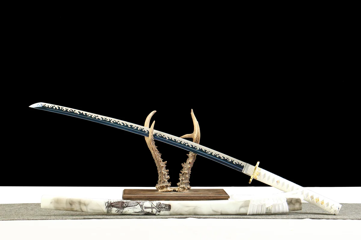 Kältegipfel-Glanz - Handgeschmiedetes Katana aus Carbon Steel - Image 7