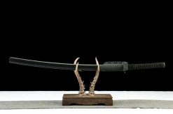 Der Schnitter - Handgeschmiedetes Katana aus Ceramic Coated Steel
