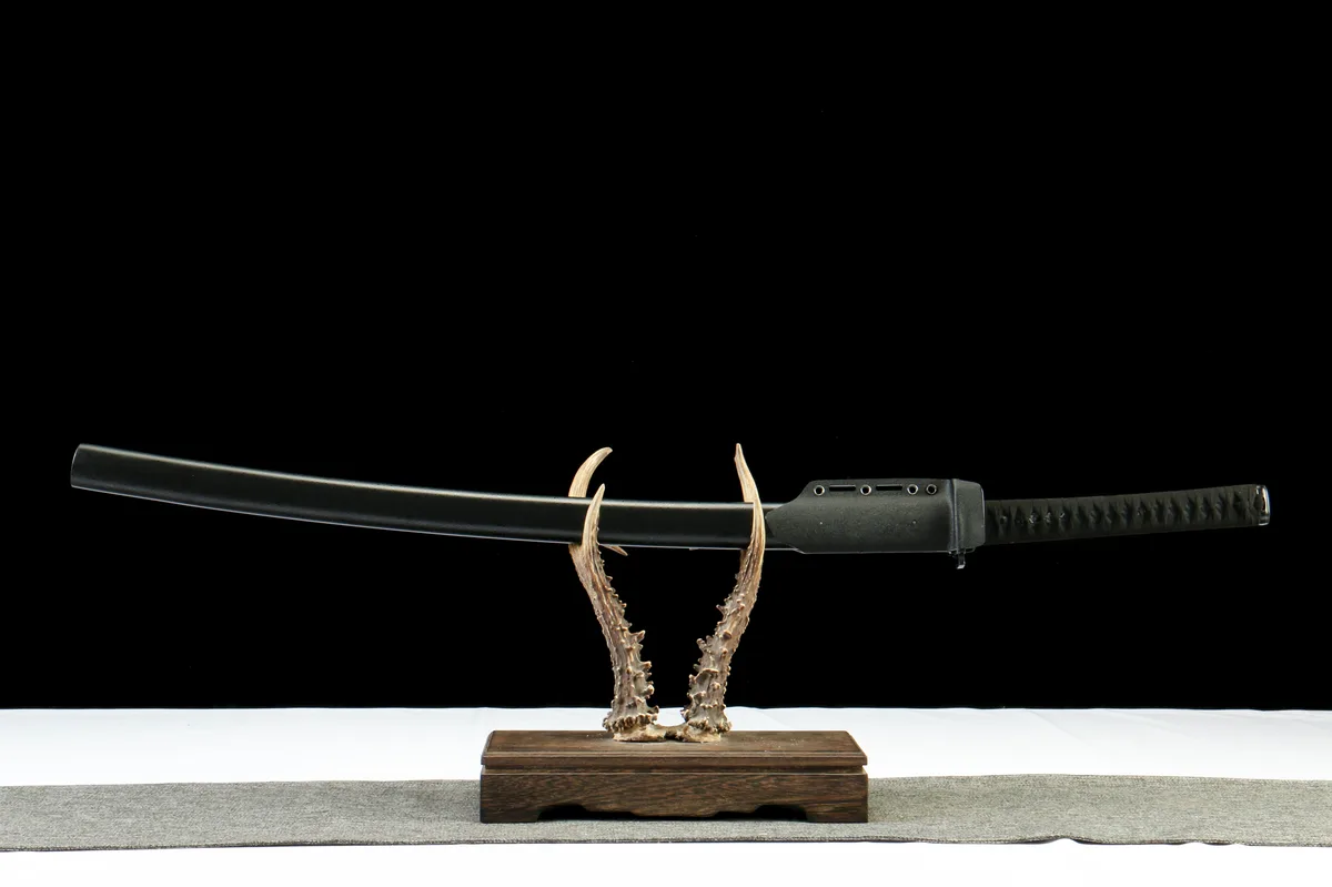 Der Schnitter - Handgeschmiedetes Katana aus Ceramic Coated Steel