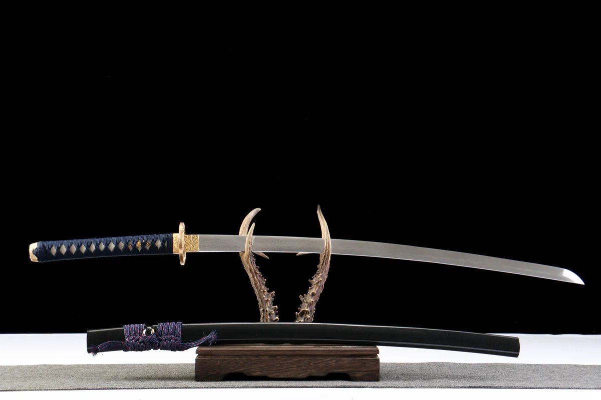 Azurnes Leuchten - Handgeschmiedetes Katana aus Damaskusstahl