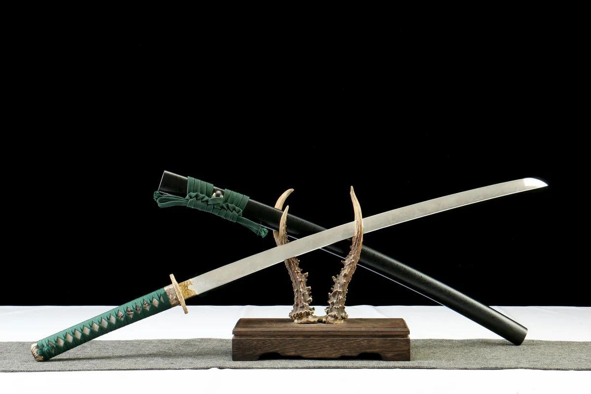 Dunkle Glut - Handgeschmiedetes Katana aus Damaskusstahl - Image 13