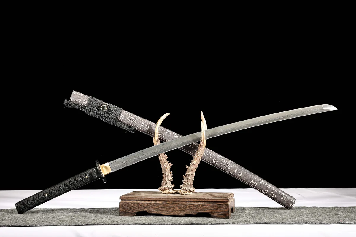 Dunkler Goldschatten-Brecher - Handgeschmiedetes Katana aus Damaskusstahl - Image 7