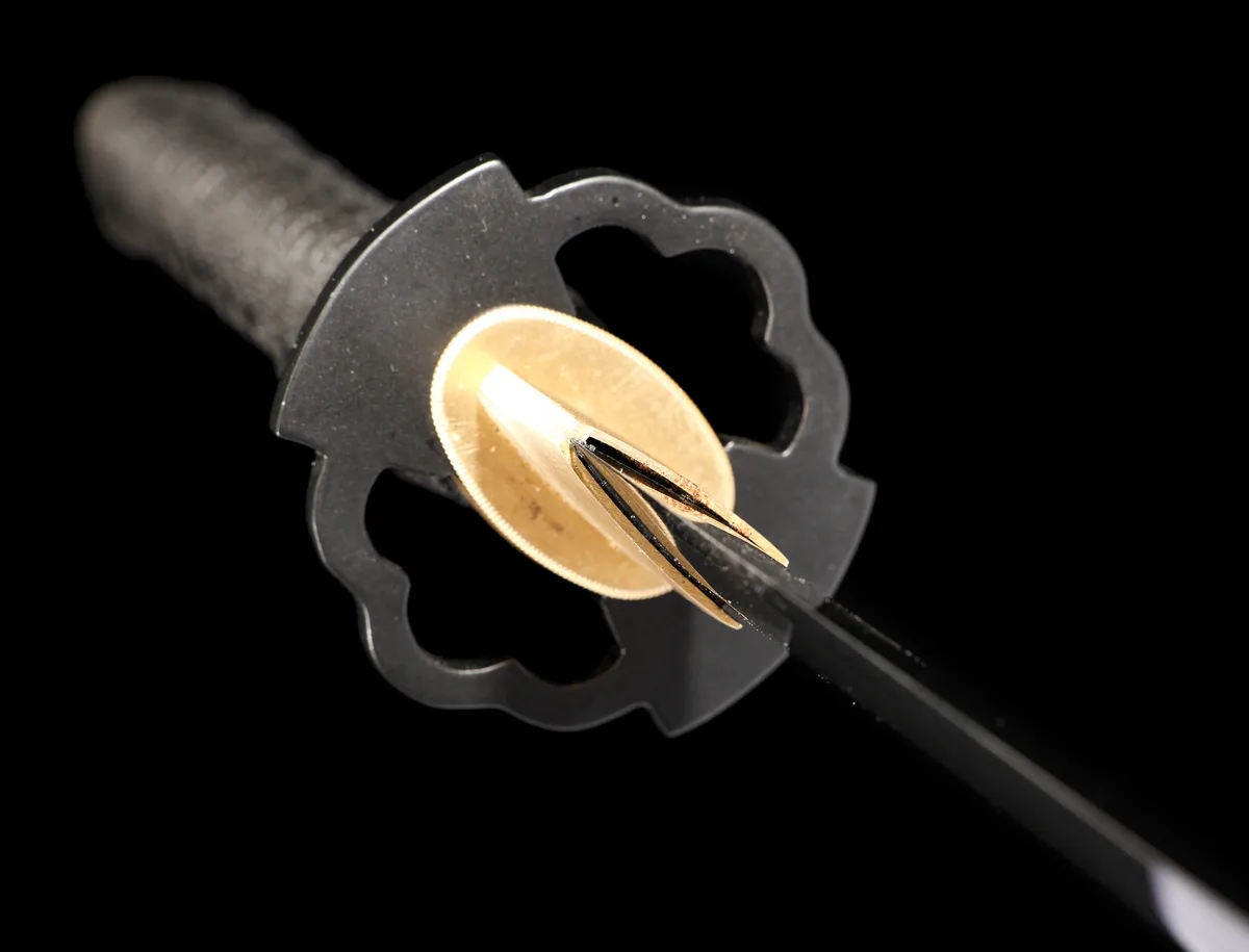 Dunkler Goldschatten-Brecher - Handgeschmiedetes Katana aus Damaskusstahl - Image 13
