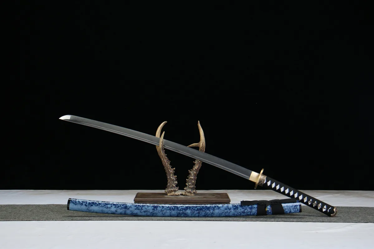 Eisseele - Handgeschmiedetes Katana aus Damaskusstahl