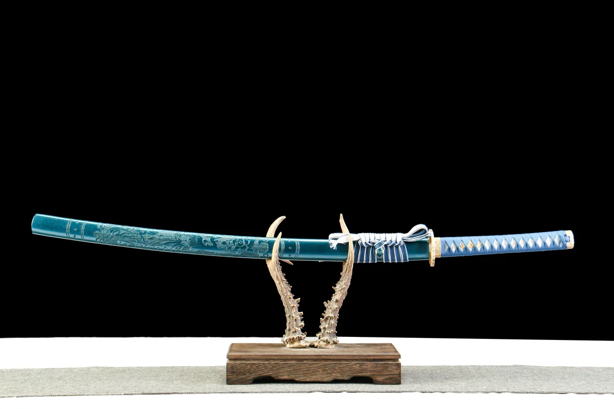 Gefallener Stern - Handgeschmiedetes Katana aus Damaskusstahl