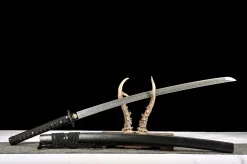 Alternative view of Nachtglut im Sternensturz - Handgeschmiedetes Katana aus Damaskusstahl