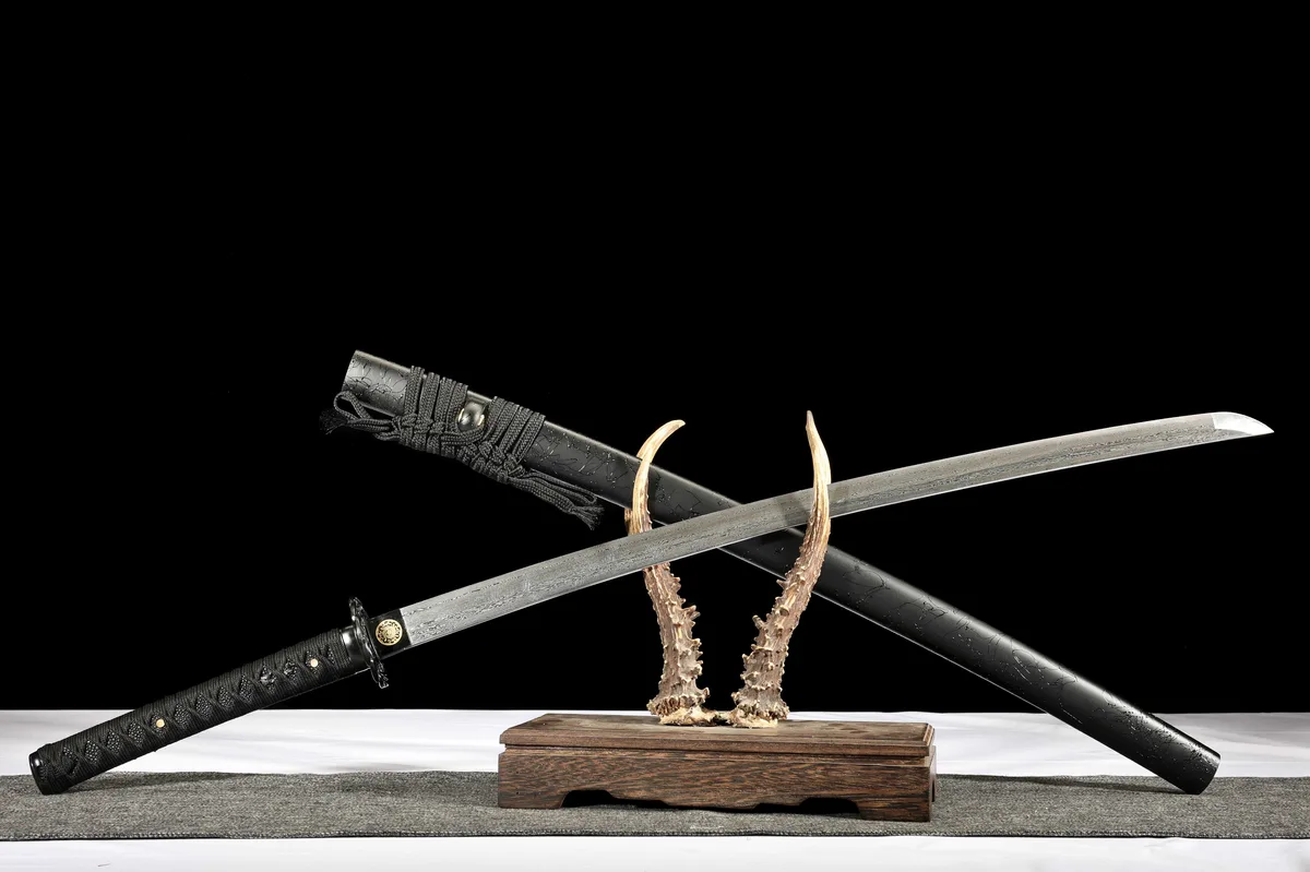 Nachtglut im Sternensturz - Handgeschmiedetes Katana aus Damaskusstahl - Image 9