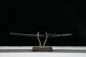 Dunkles Phantom - Handgeschmiedetes Katana aus High Carbon Steel