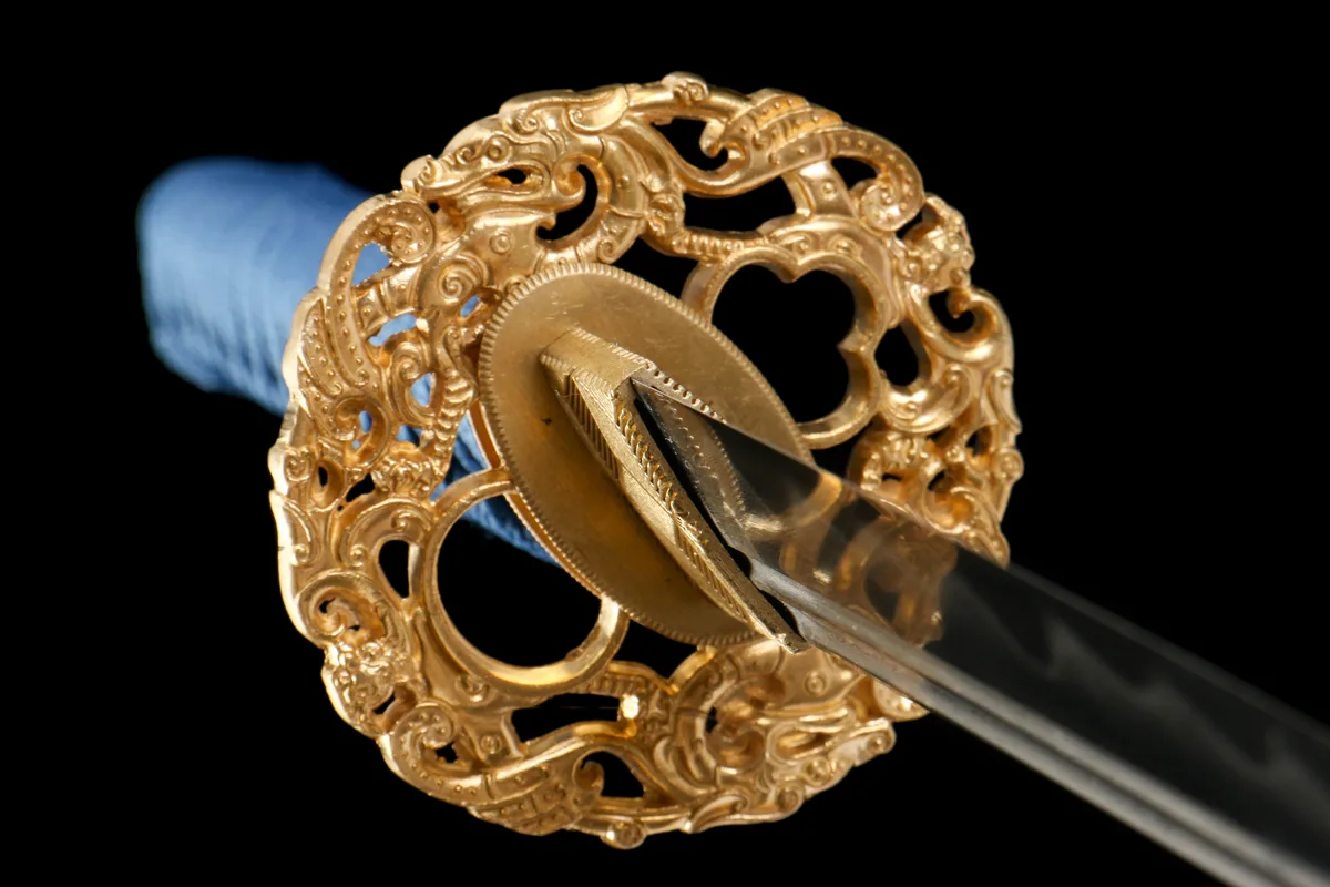 Tiefseegold - Handgeschmiedetes Katana aus Lehmgehärteter Damaskusstahl - Image 9