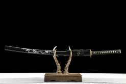 Dunkler Glanz - Handgeschmiedetes Katana aus T10 Werkzeugstahl