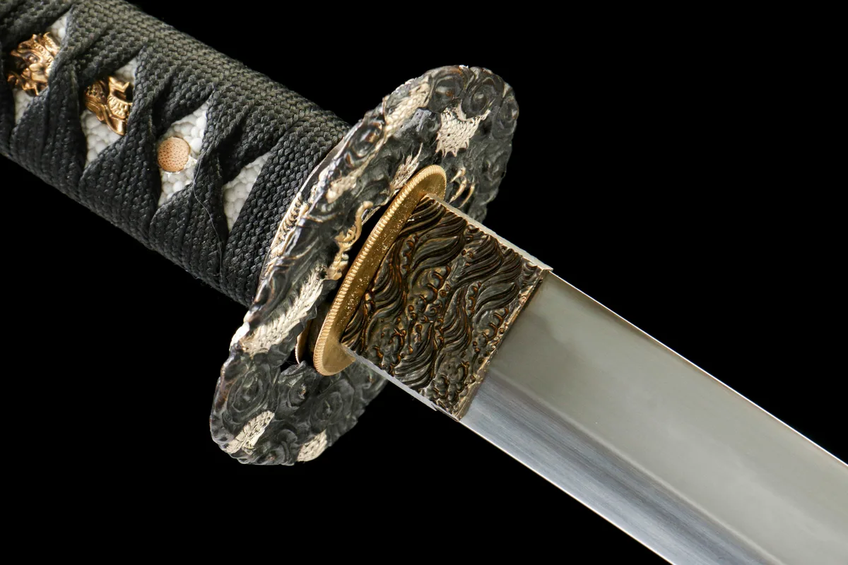 Obsidianisches Brüllen - Handgeschmiedetes Katana aus T10 Werkzeugstahl