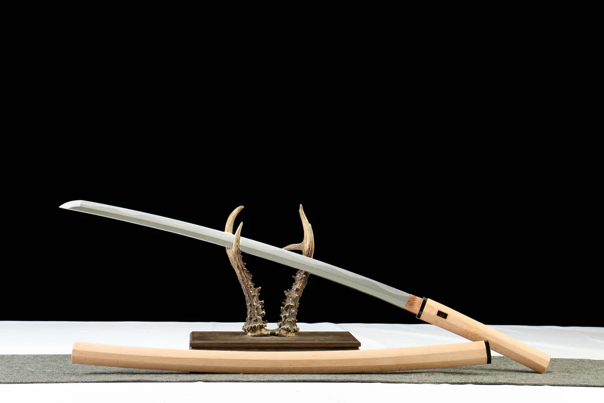Stiller Augenblick - Handgeschmiedetes Katana aus T10 Werkzeugstahl