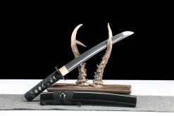 Alternative view of Brennende Nacht - Handgeschmiedetes Tanto aus High Carbon Steel