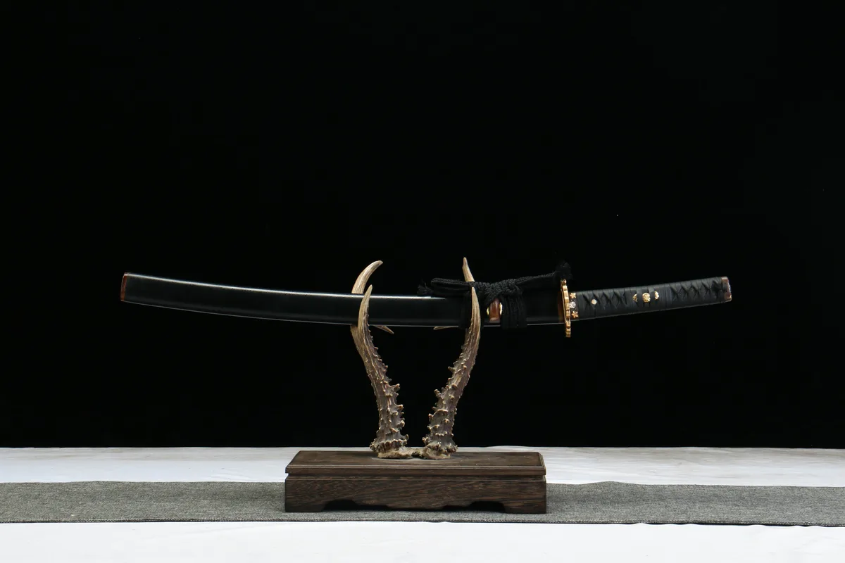 Stille Orchidee - Handgeschmiedetes Wakizashi aus Handgeschmiedeter Spezialstahl