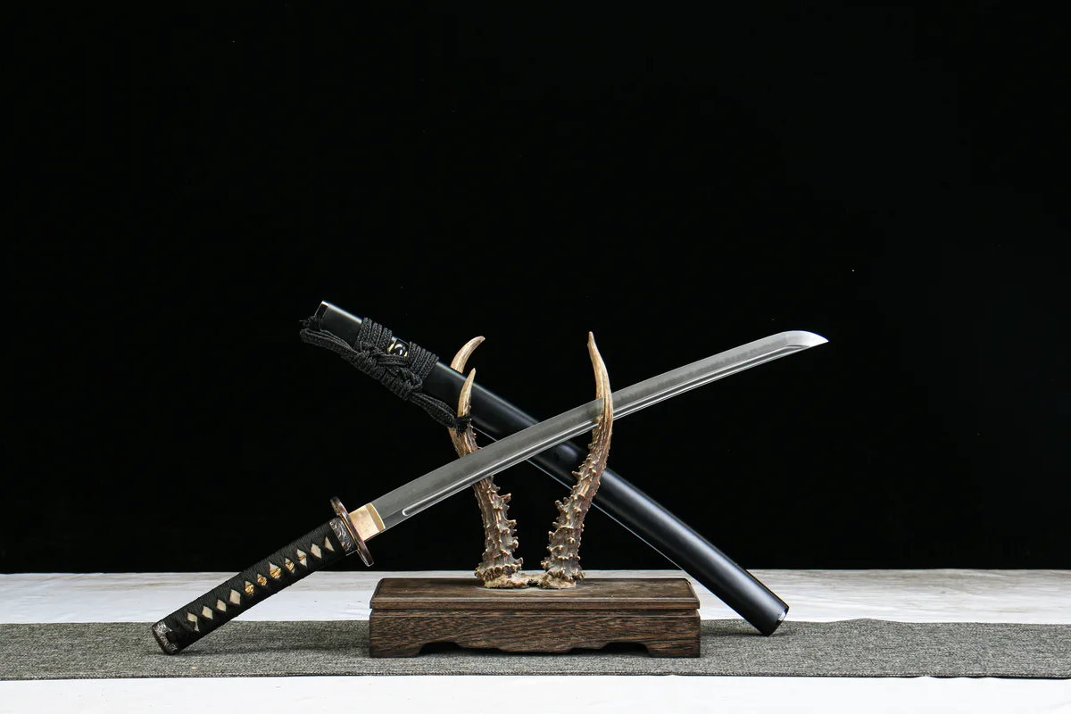 Aufsteigender Drache - Handgeschmiedetes Wakizashi aus T10 Werkzeugstahl - Image 7